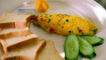 Ilmainen päivittäinen täysi aamiainen