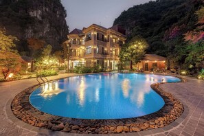 Front of property - Indochine Boutique Hotel Ninh Binh (Hoa Lu)