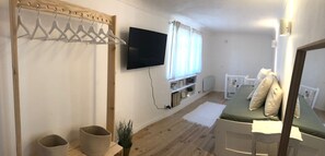 1 camera, Wi-Fi, lenzuola
