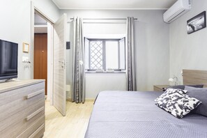 3 chambres, fer et planche à repasser, lit parapluie, Wi-Fi gratuit