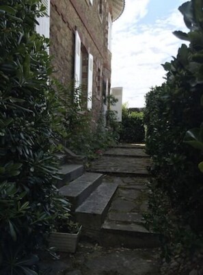 Overnatningsstedets område