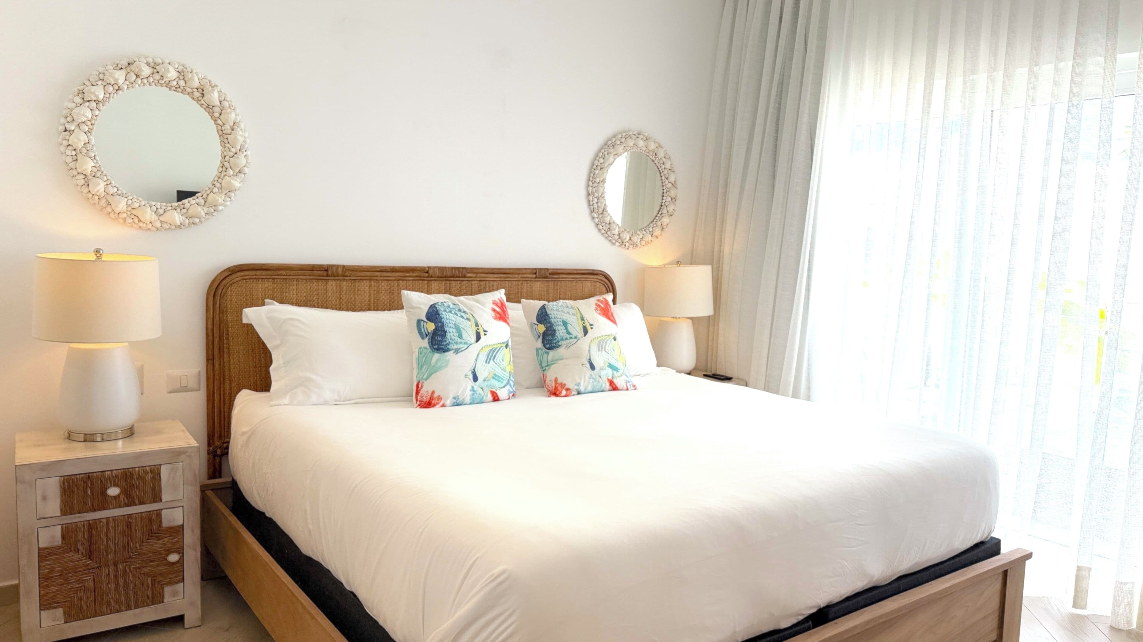 Luxury Suite, 3 Bedrooms, Beach View | Individually decorated, individually furnished, blackout drapes