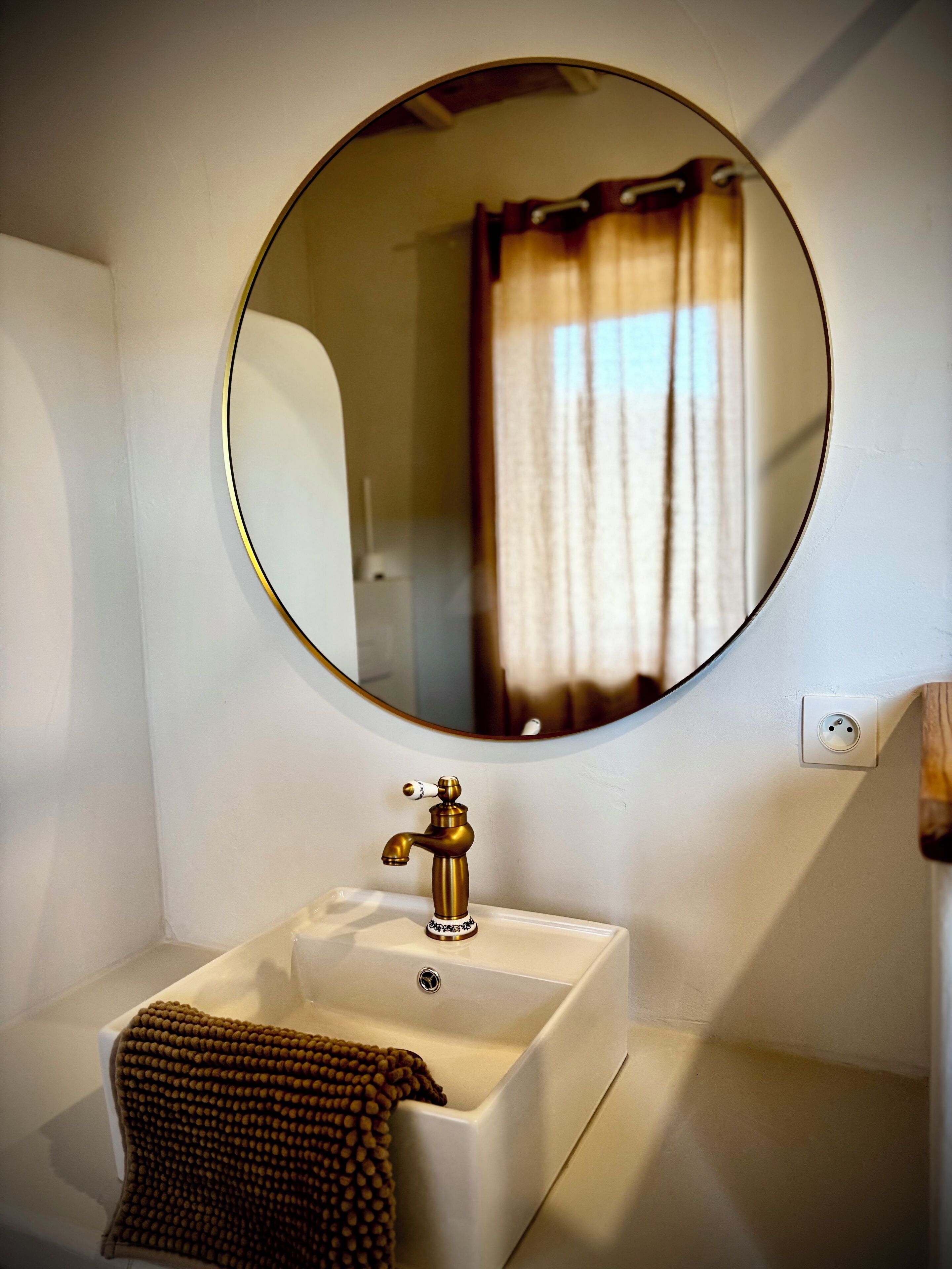 Premium bedding, individually decorated, individually furnished