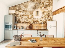 La Belle Epoque | Cozinha privada | Geladeira grande, micro-ondas, lava-louças, chaleira elétrica