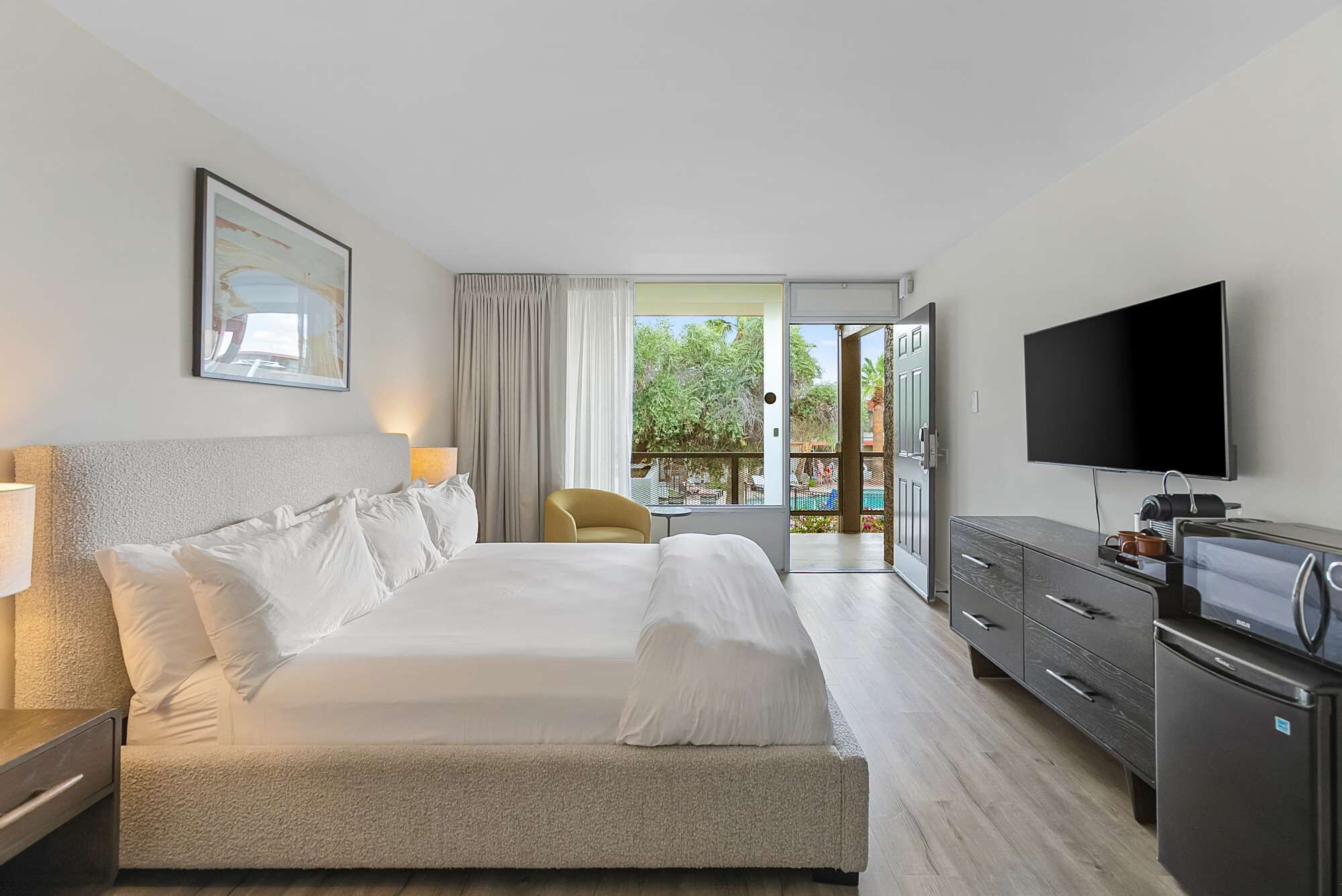 Bird of Paradise Hotel Suite