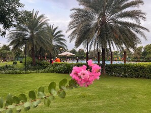 Outdoor pool - Vinhome Grand Park Homestay-Romantic Stay (Quận 9)