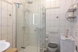 Chuveiro, secador de cabelo