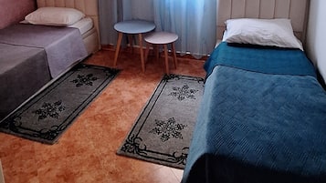 2 slaapkamers, een strijkplank/strijkijzer, wifi, beddengoed