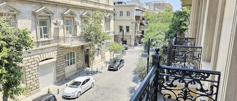 Deluxe Double Room, Balcony | Balcony
