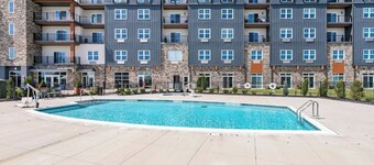 Canandaigua Condo w/ Restaurant and Pool/Hot Tub