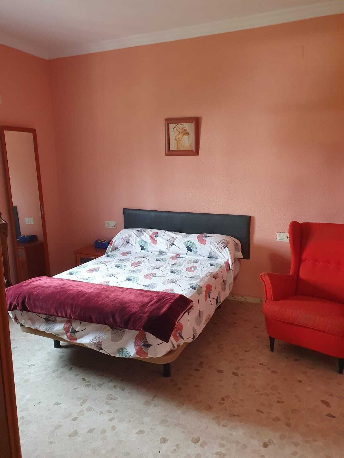 3 soverom, strykejern/-brett, wi-fi og sengetøy