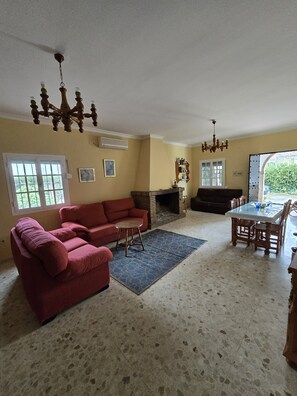 Interior - Chalet Villa María Antonia ¡A 30 Minutos DE Sevilla Capital Y 60 DE Córdoba! (Cantillana)