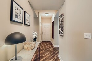 Interior - Austin 4BR Townhome + Walk to West Campus (Austin)