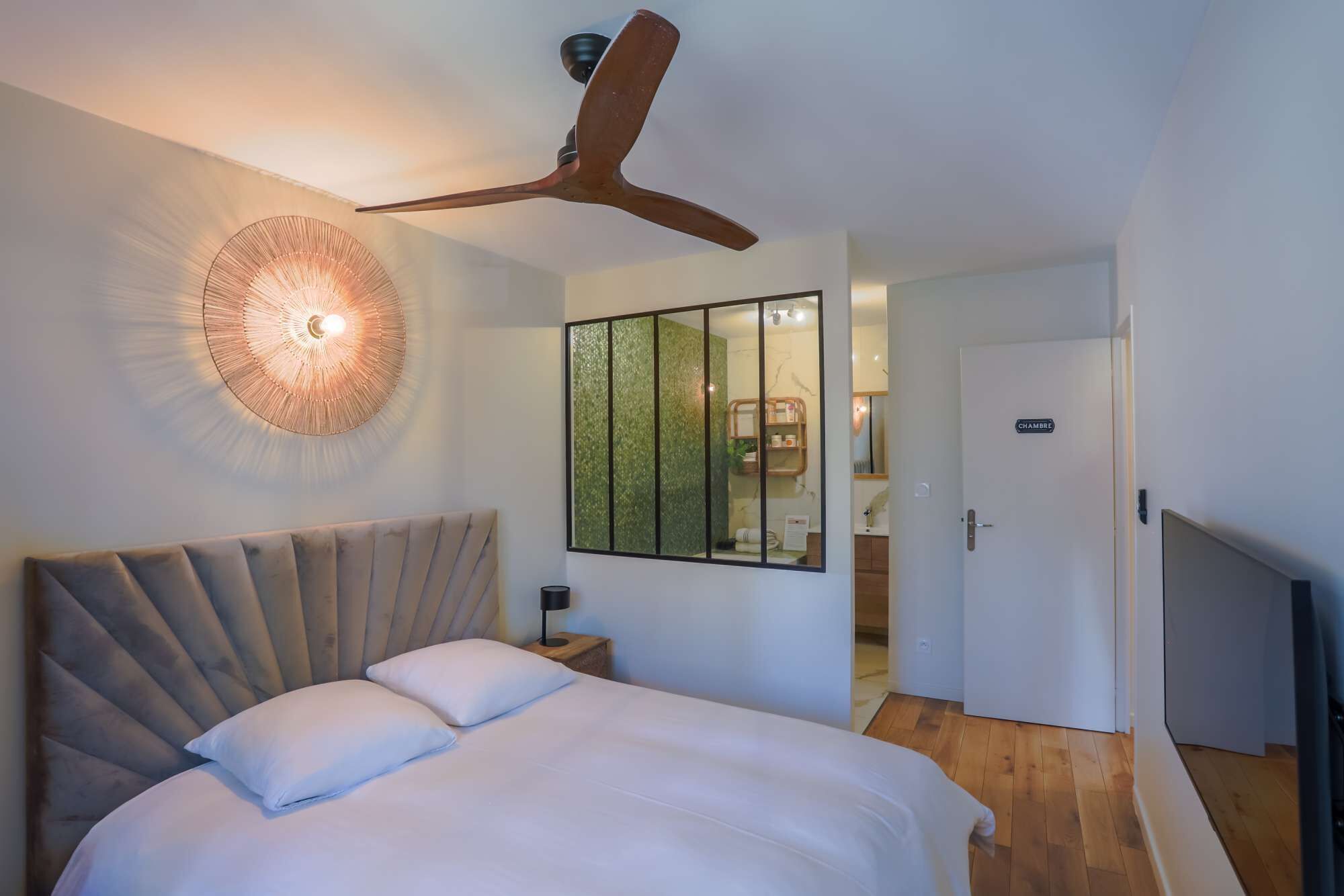 2 bedrooms, soundproofing, iron/ironing board, travel crib