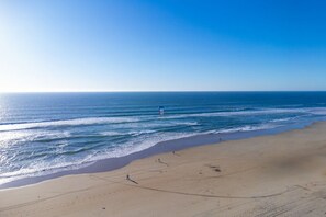 Una playa cerca