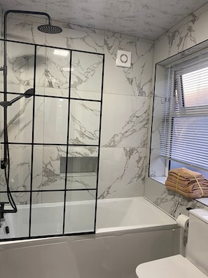 House | Bathroom