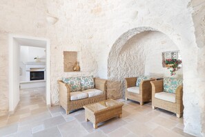 Villa - Donna Vincenza in Selva di Fasano (Monopoli)