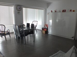 Dining - Studio for 2/4 with pool, near the beach in Roses (Roses)