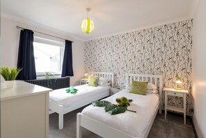 3 Schlafzimmer, Bügeleisen/Bügelbrett, Reisekinderbett, kostenloses WLAN
