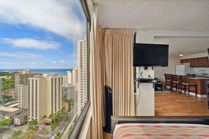 1 chambre, fer et planche à repasser, Wi-Fi, draps fournis