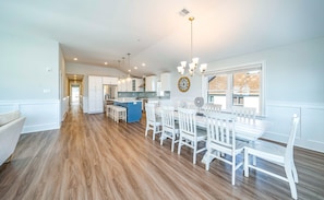 Dining - NEW! 5 bed/4.5 bath, Closest House to Beach w/ PRIVATE Elevator & Ocean Views! (Ocean City)