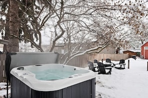 Baignoire à remous extérieure