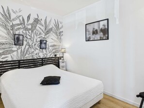 2 bedrooms