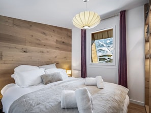 4 bedrooms, free WiFi