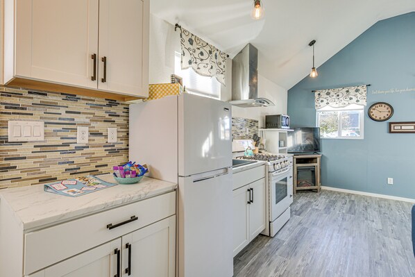 Apartment (0 Bedroom) | Interior