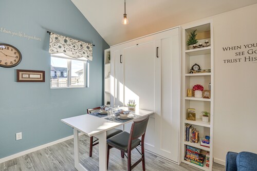 Cozy Springfield Studio ~ 7 Mi to Downtown Eugene