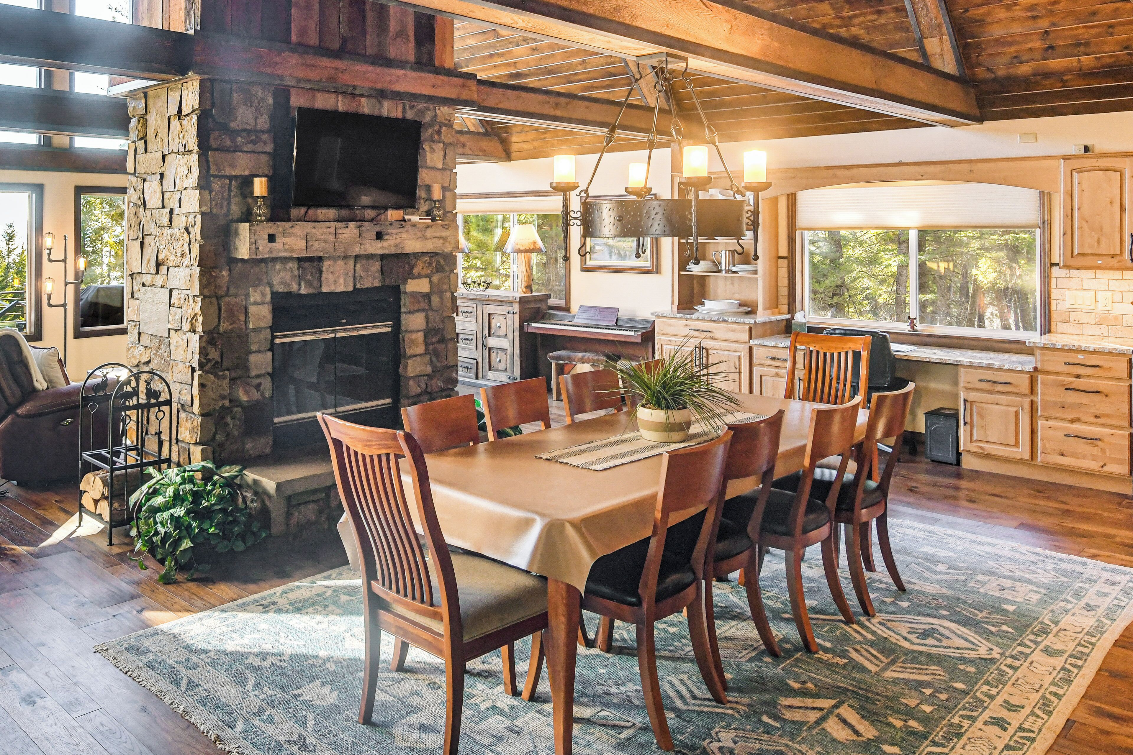 House (4 Bedrooms) | Interior