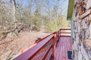 House (3 Bedrooms) | Interior - Arkansas Lake House w/ Private Dock! (Horseshoe Bend)