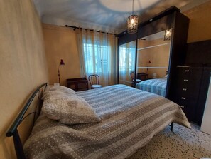 2 bedrooms, free WiFi