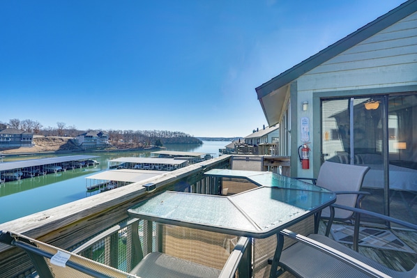 Apartment (2 Bedrooms) | Interior - Village of Four Seasons Lake Condo w/ Pool Access! (Lake Ozark)