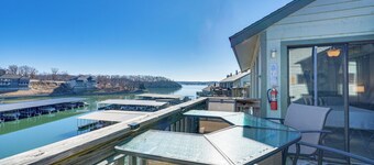 Village of Four Seasons Lake Condo w/ Pool Access!