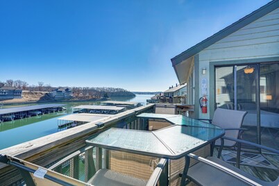 Village of Four Seasons Lake Condo w/ Pool Access!
