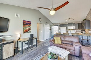 Apartment (2 Bedrooms) | Front of property