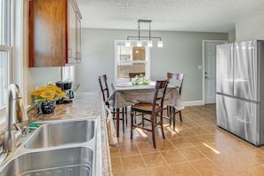 House (3 Bedrooms) | Interior - Asheville Haven < 2 Mi to Biltmore & Downtown (Asheville)