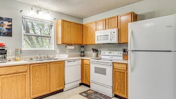 Rumah (3 Bedrooms) | Interior