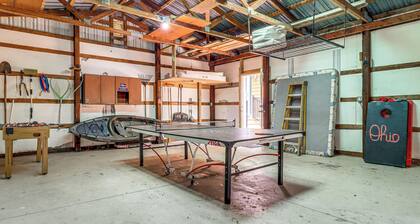 Brooklyn Cottage w/ Dock - Steps To Wamplers Lake!