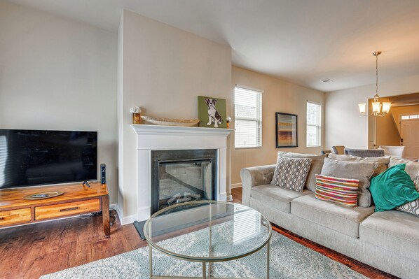 House (5 Bedrooms) | Interior