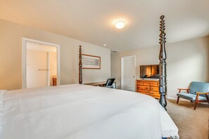 House (5 Bedrooms) | Interior