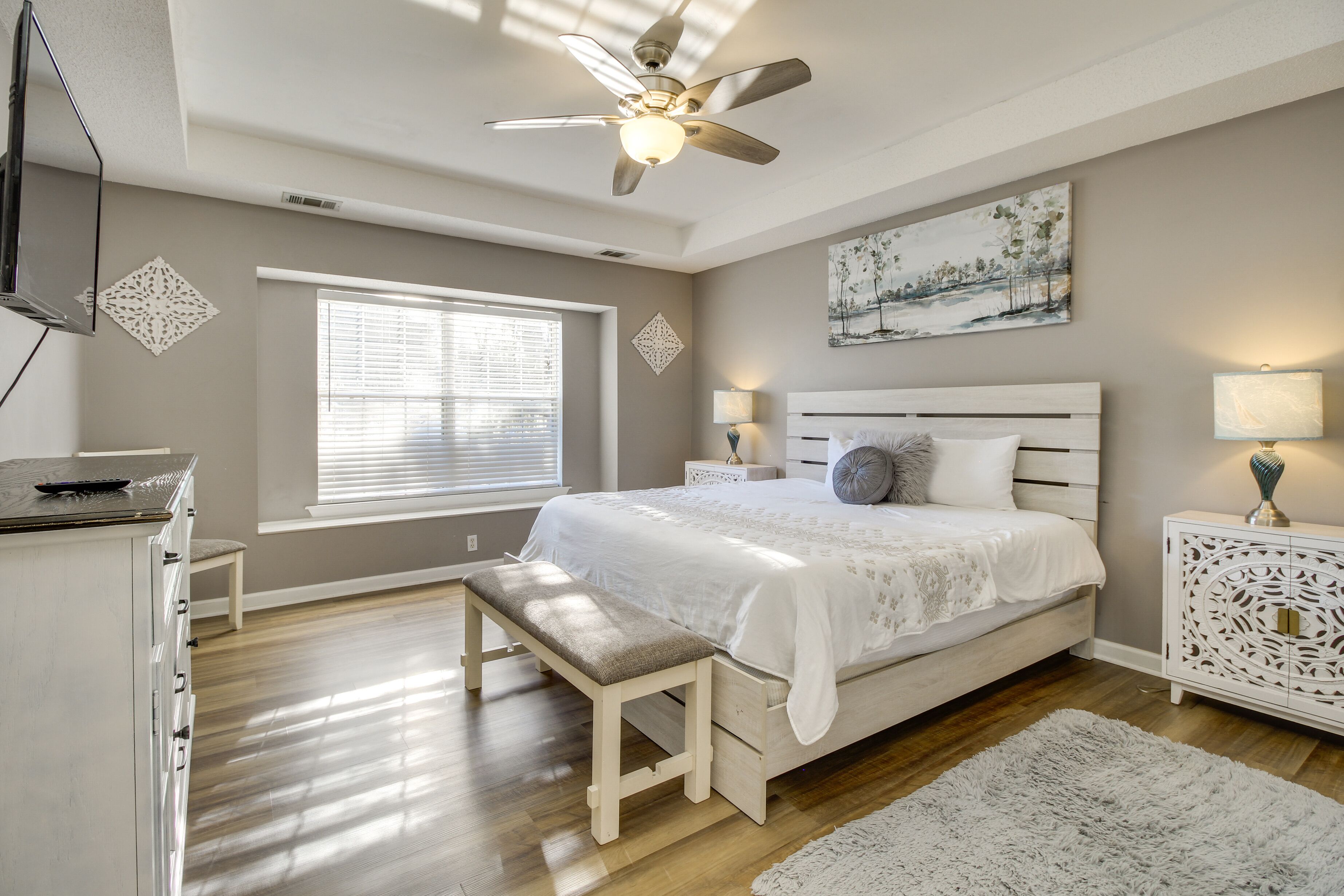 Apartment (3 Bedrooms) | 3 bedrooms, iron/ironing board, bed sheets