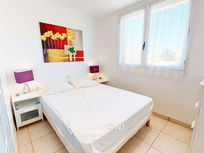 2 bedrooms - Grau d'Agde: 3-room apartment by the sea (Le Grau d'Agde)