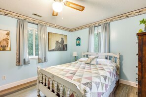 House (3 Bedrooms) | Interior - Wilmington Getaway Near Carolina Beach Boardwalk! (Wilmington)