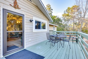 House (3 Bedrooms) | Interior - Wilmington Getaway Near Carolina Beach Boardwalk! (Wilmington)