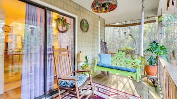 House (3 Bedrooms) | Front of property