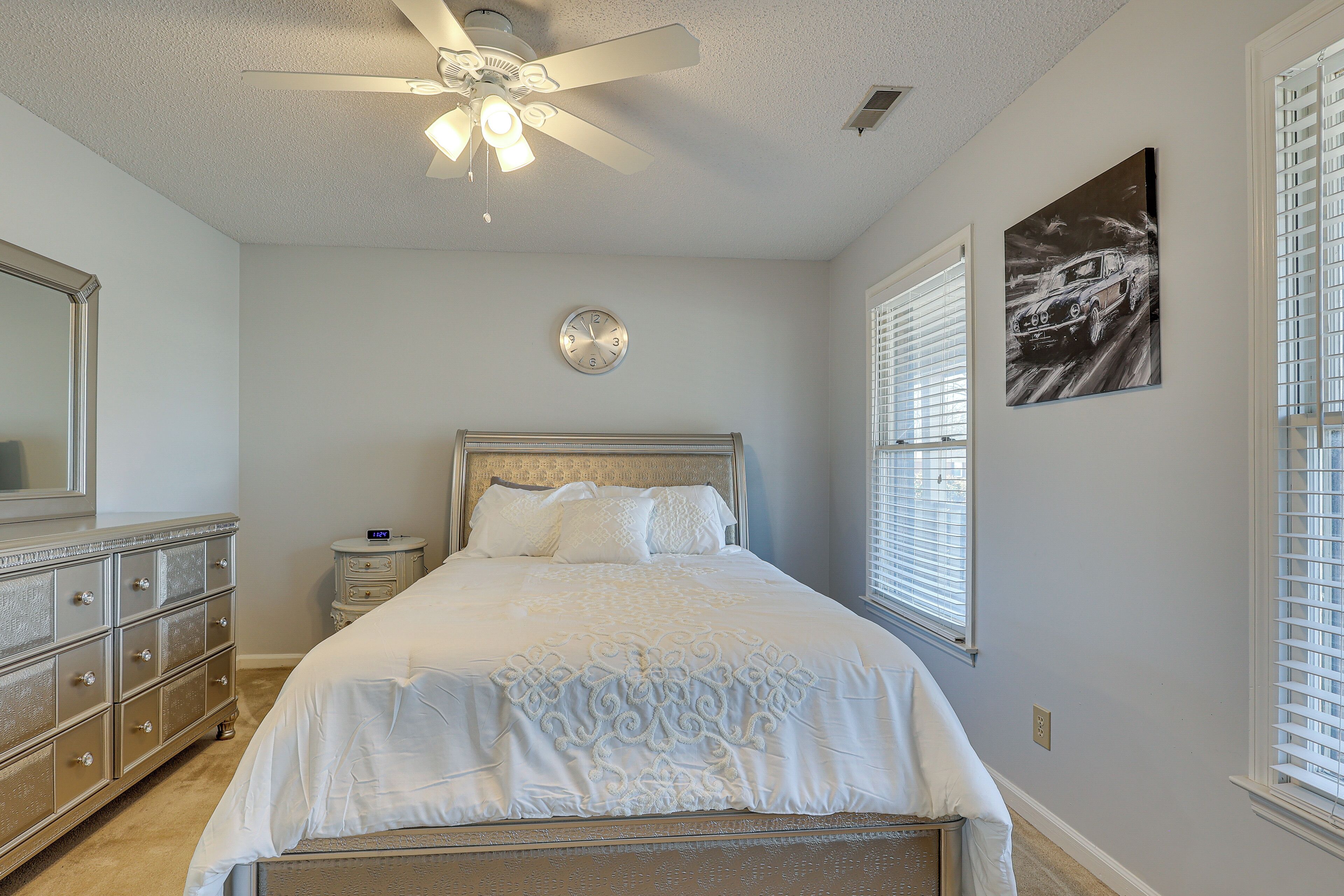 House (3 Bedrooms) | Interior