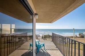 Condo, 3 Bedrooms | Terrace/patio