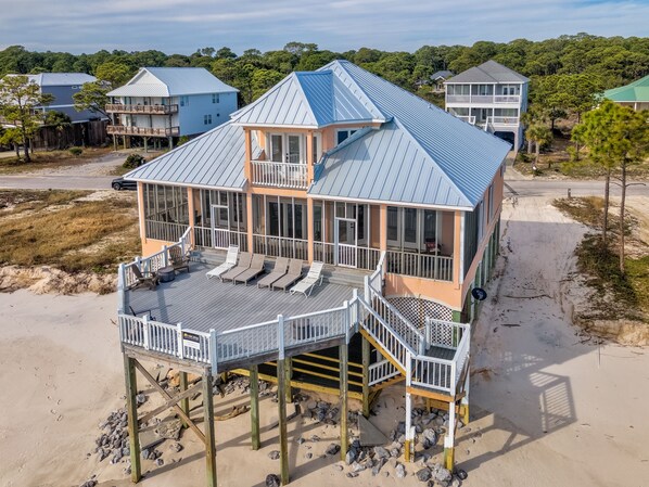 Exterior - Serenity By The Sea - 317 Audubon 5 Bedroom Home by RedAwning (Dauphin Island)